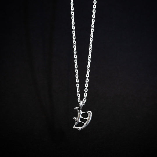 V Icon Necklace