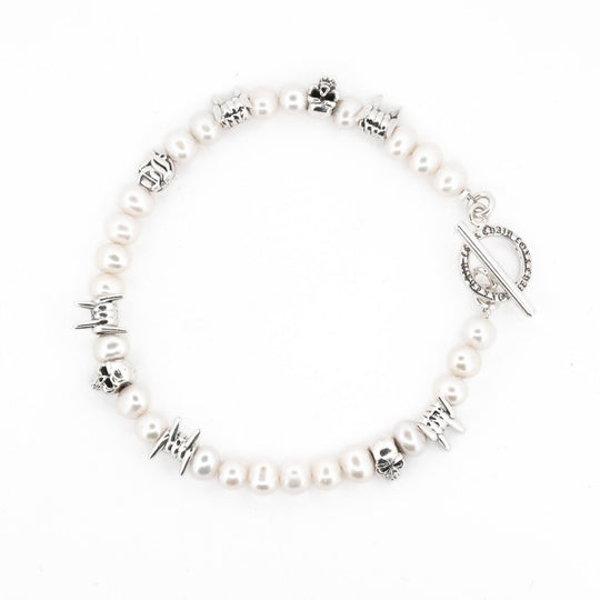 Disunion Pearl Bracelet