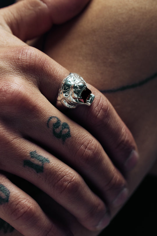 Love Kills Signet - Garnet