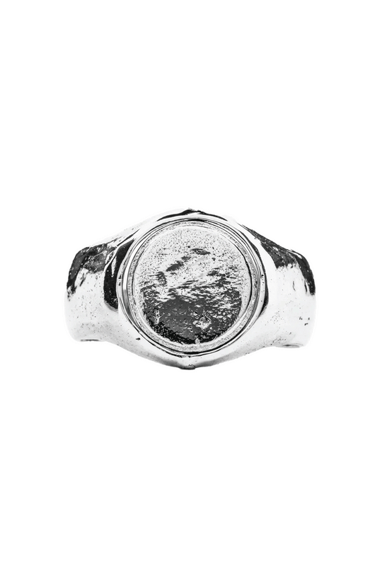 Revolve Signet