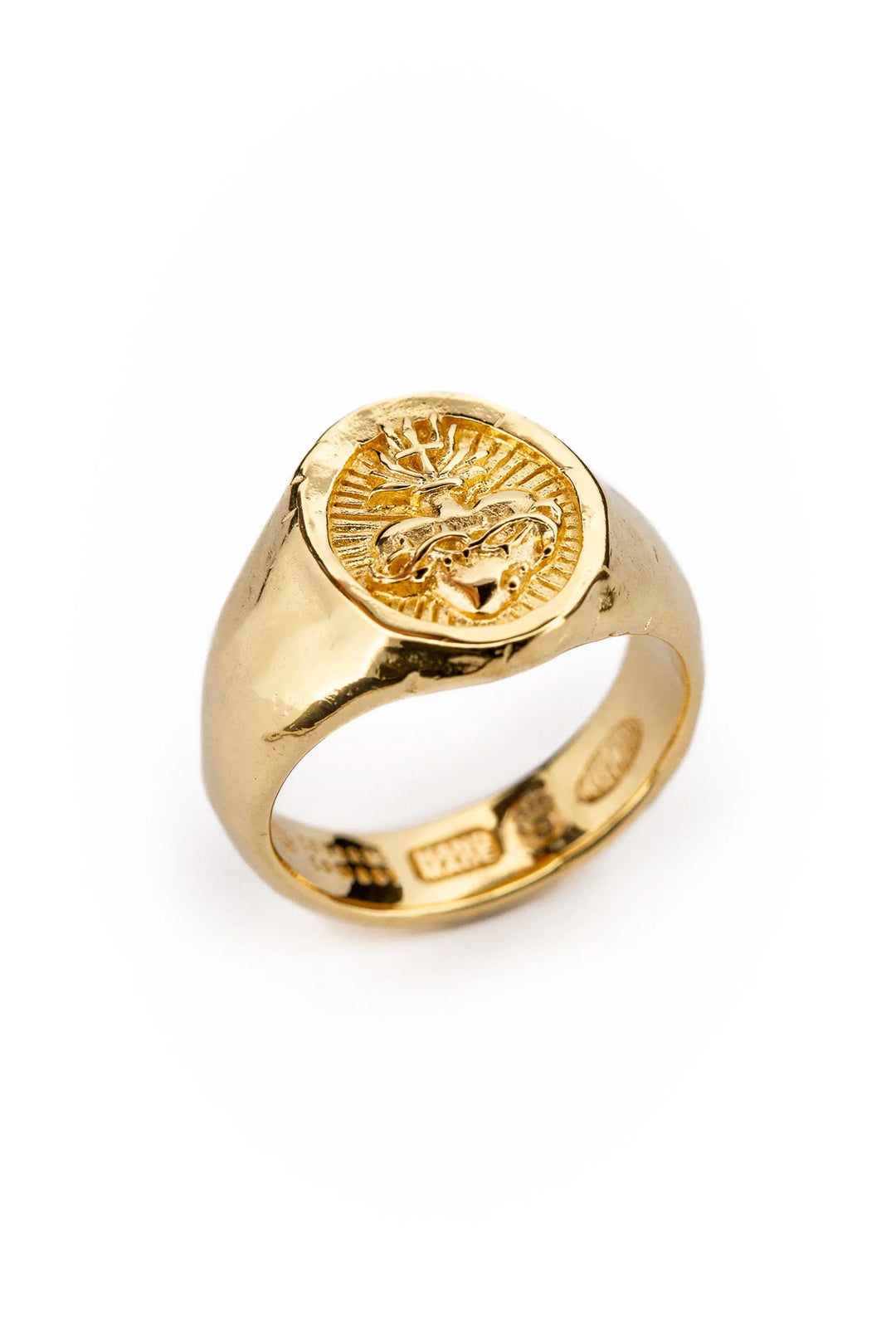 Sacred Heart Signet I Gold