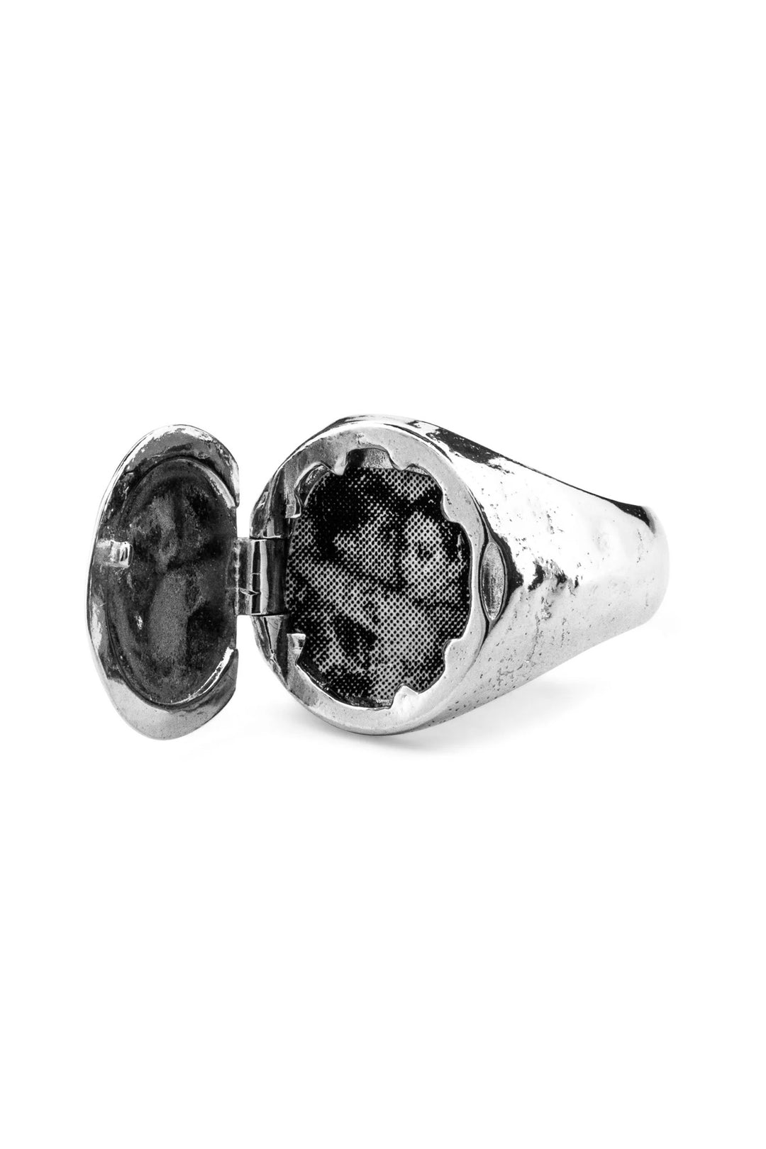 Memento Locket Signet